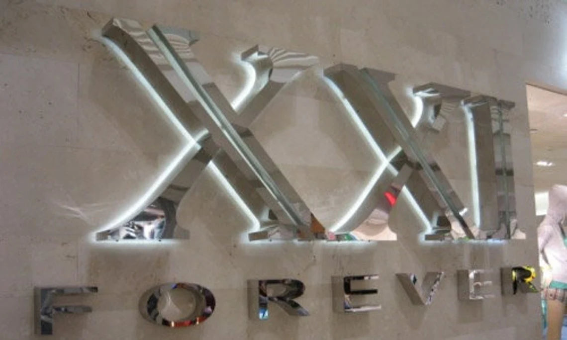 Custom Backlit Metal Sign – 3D Outdoor Business Signage