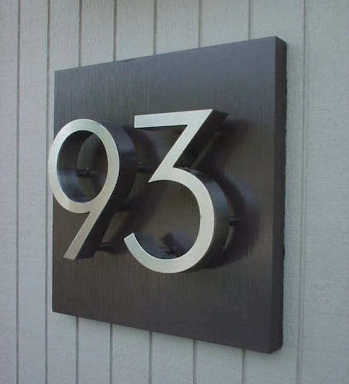 Floating Metal House Numbers – Modern Address Sign