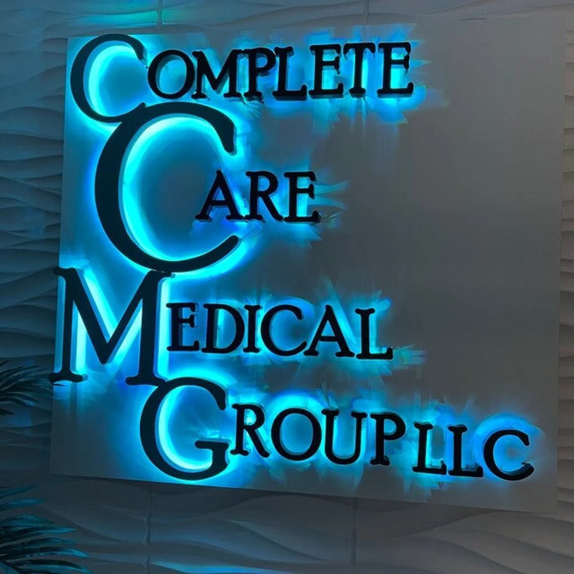 Custom Backlit Metal Sign – 3D Outdoor Business Signage