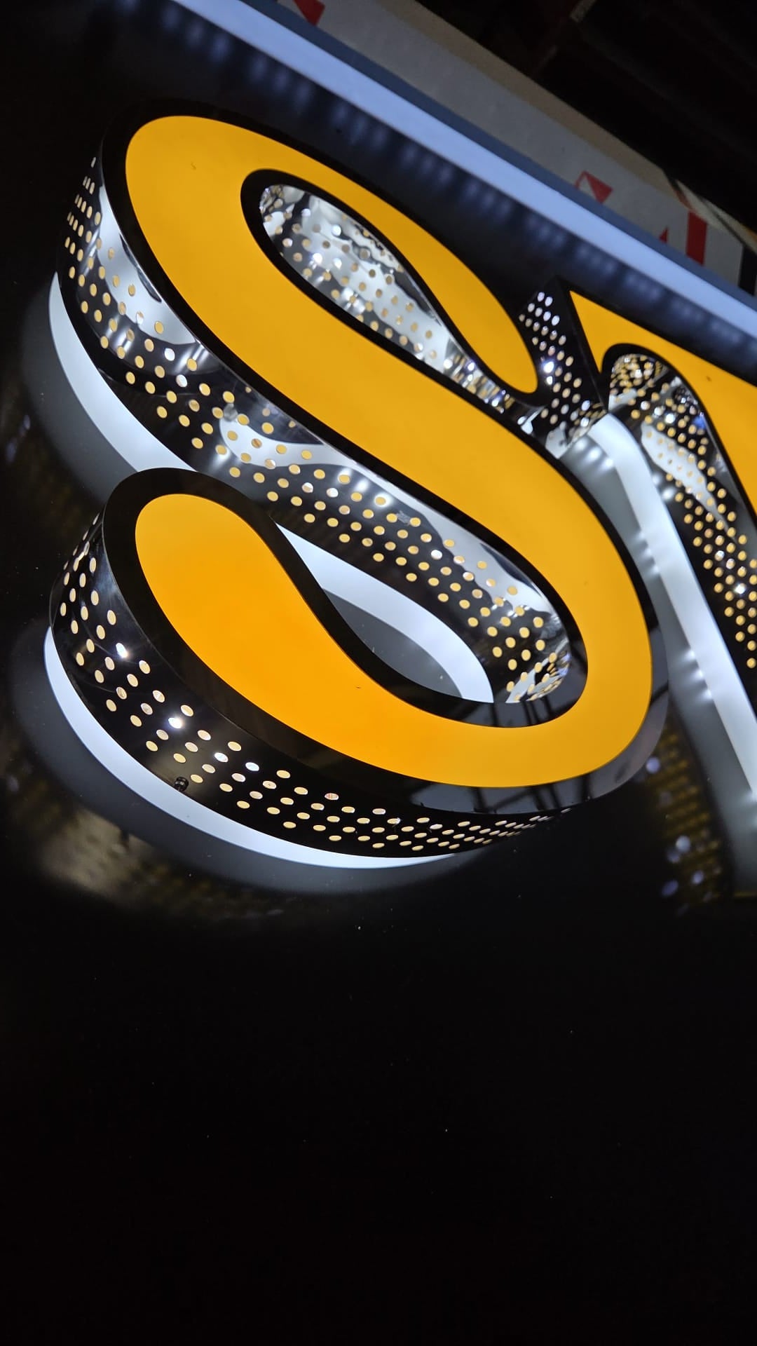 LED Channel Letter Sign | Full Light 3D Metal Letters | Custom Business Storefront Outdoor and IndoorSign, Fully-lit sign - SIGNATUREL LLC